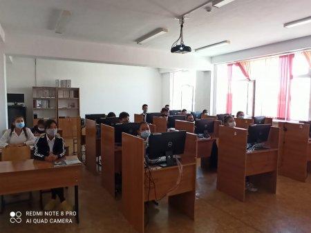 20 қыркүйек күні  информатика пәні мұғалімдері интернет жүйесін тиімді пайдалану мақсатында түсіндіру жұмыстарын жүргізді. Кибербуллинг.